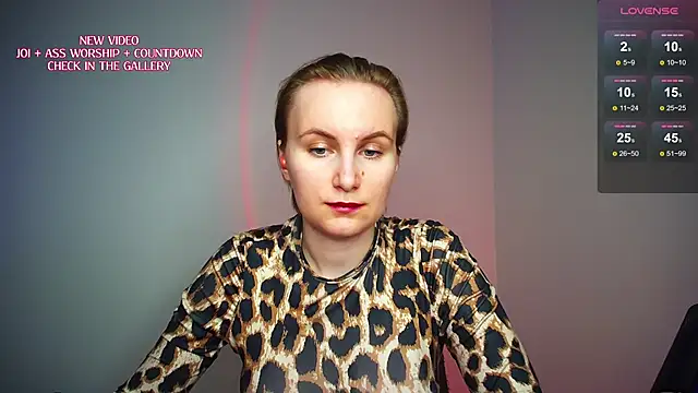 Онлайн чат XXX KinkyMissCherry