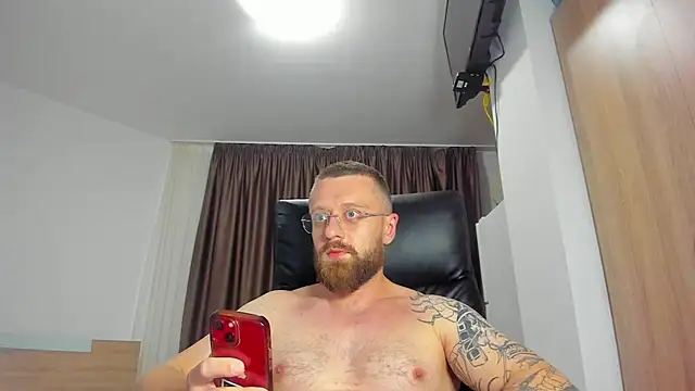 Živý XXX chat Findom_guy