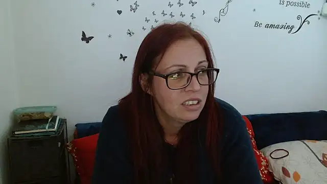 LadyHellene Live XXX-chat