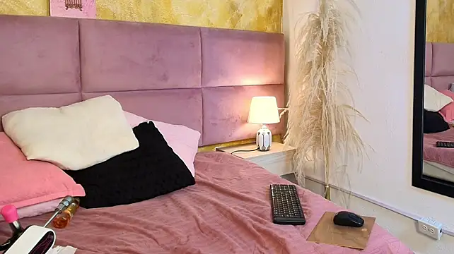 Tiana_Sanchez's Live XXX Chat
