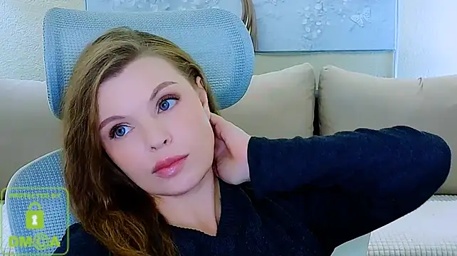 Glossier's Live XXX Chat
