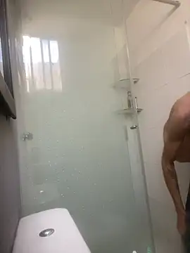 Latinos_2001 XXX чат на живо