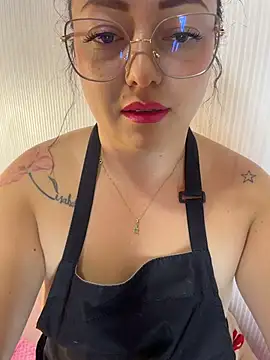 Nails_Lucian Live XXX chat