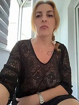 Chat +18 de Hot-Milf4U ao vivo
