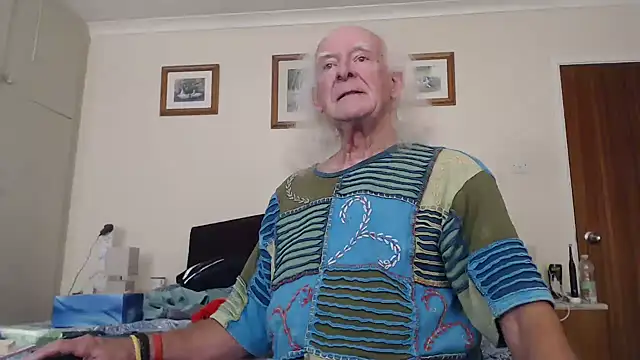 Chat +18 de WaverlyKernow ao vivo