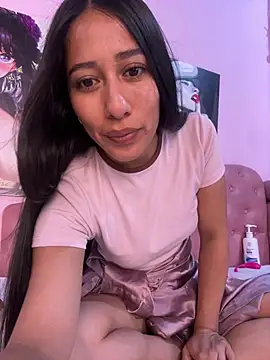 Amelia_Rivas Adlı Modelin Canlı XXX Sohbeti