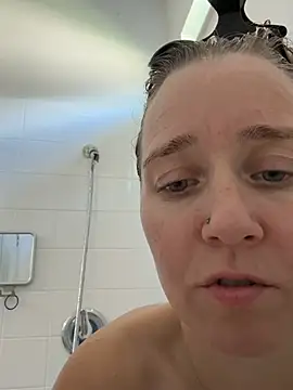 SkyelarsWorld's Webcam Show
