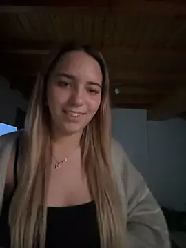 Naomi-Klein – Live XXX-chat