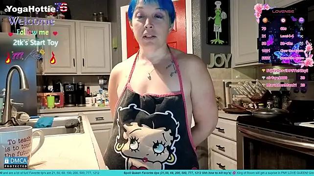 YogaHottie76's Live XXX Chat