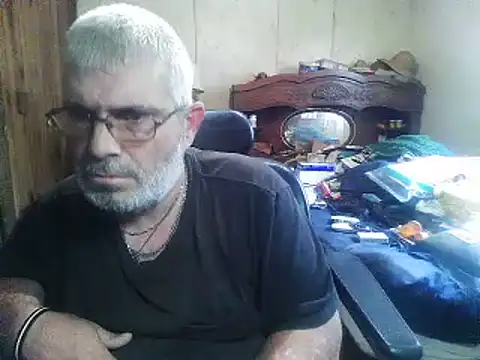 XXX chat uživo modela hearseguy77