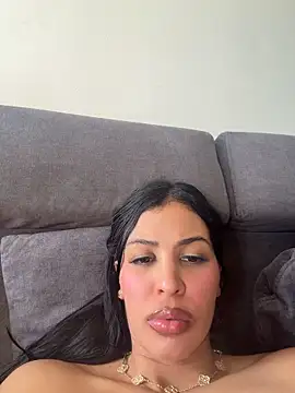 Valerie-S' Live XXX Chat