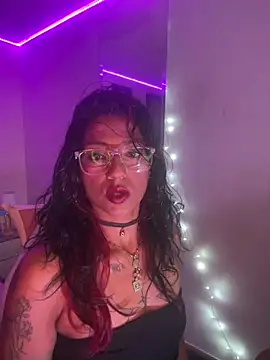 SamathaMay 라이브 XXX 채팅