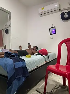 Chat +18 de bigdick211292 ao vivo