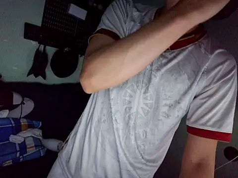boyhigh1997 Show Webcam
