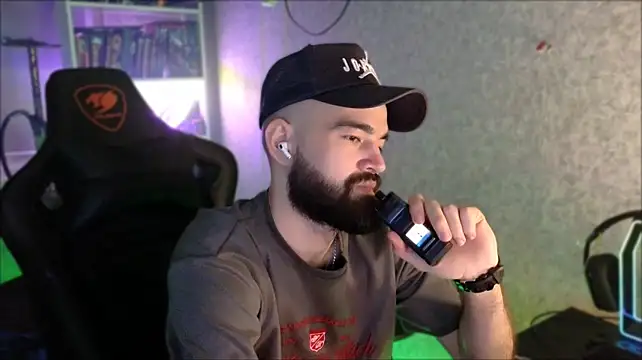 Czat XXX na żywo – _Serious_Man