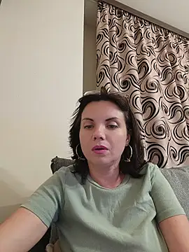 Diamond_Monna Chat XXX live