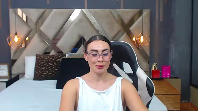 Chat +18 de MartinaaFit ao vivo