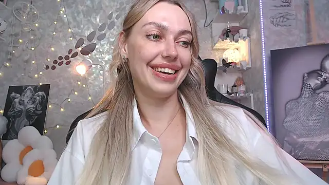NickyAdamidi's Live XXX Chat