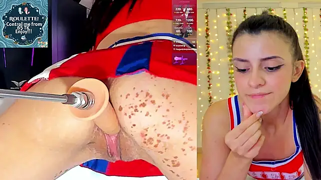 Kitty__Rose__ Adlı Modelin Canlı XXX Sohbeti
