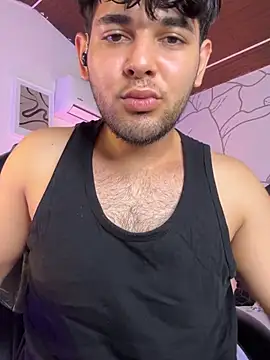 Czat XXX na żywo – Samir_bear