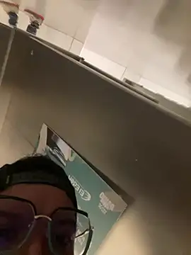 Andres_boy252's Live XXX Chat