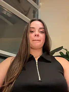 Chatroom XXX en direct de KristiRich