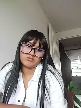 Emily-7 라이브 XXX 채팅