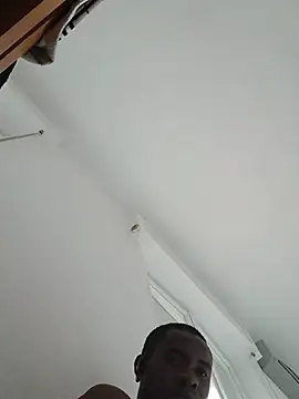 yousontraoreayo webcam show