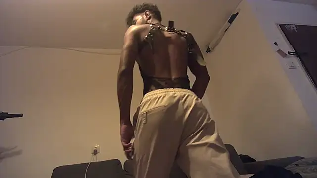 blasd32 Live XXX Chat