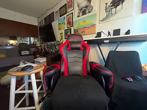 Pupscritch Live XXX-chat