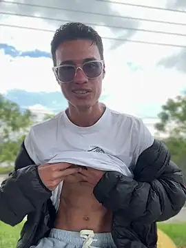 Chat XXX Live TavoHot_