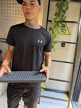 xavierblak Chat XXX live