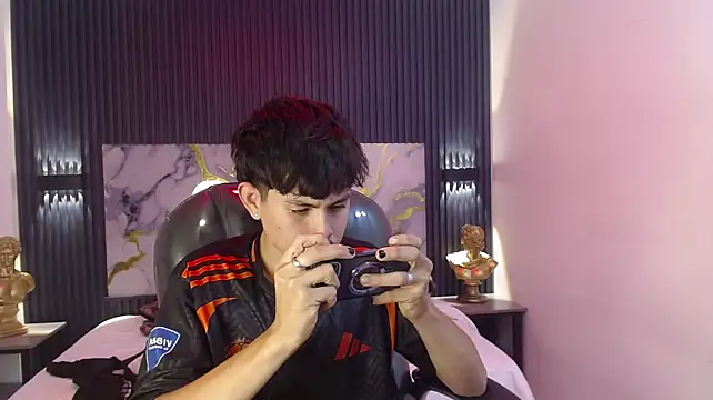 Eliot_rizzo Webcam Show