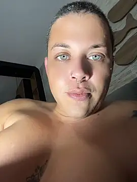 alicetgirlbr Chat XXX live