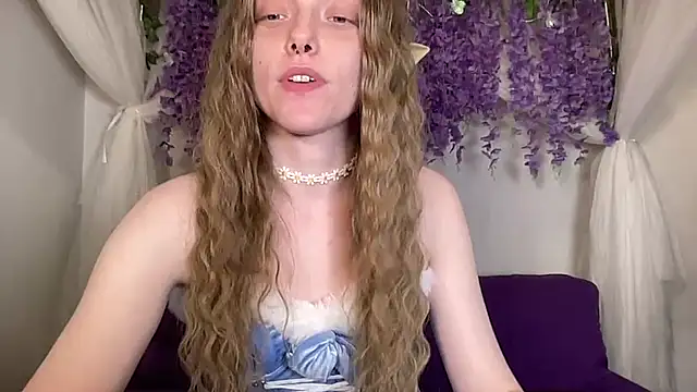 ElfGirlAna's Live XXX Chat