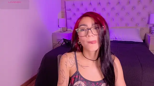 Chat XXX en directo de Nezukoo_1