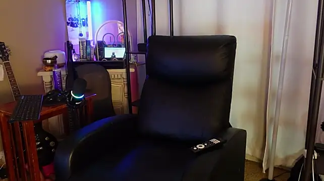 Ghost11_11 élő XXX-chatje