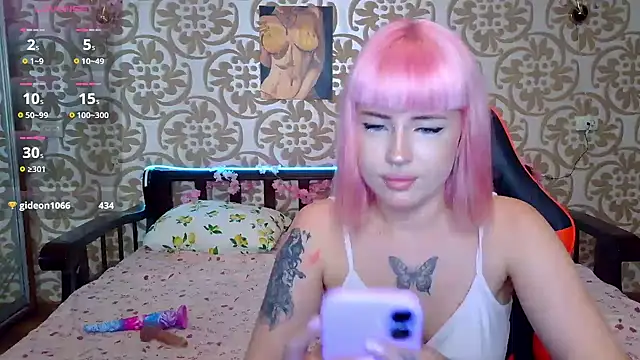 EmberSweety's Live XXX Chat
