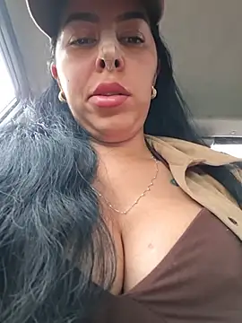 Luianna live XXX chat