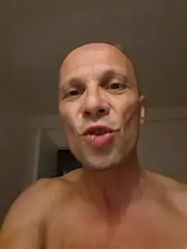 wedge75 live XXX chat