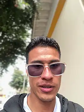 TavoHot_'s Live XXX Chat