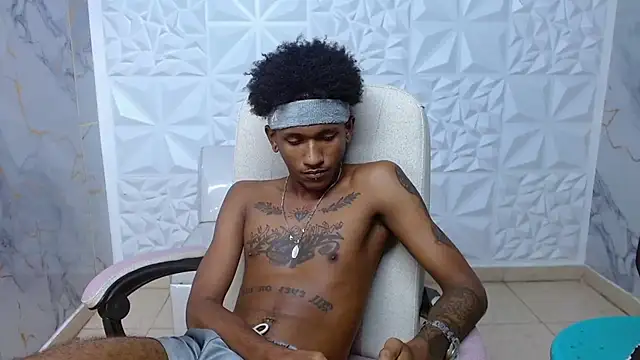 ManSant live XXX chat