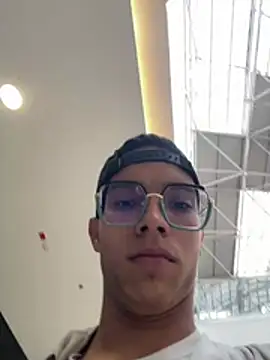 Andres_boy252 – Live XXX-chat