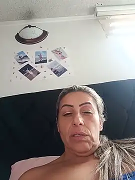 maynor_1998 élő XXX-chatje