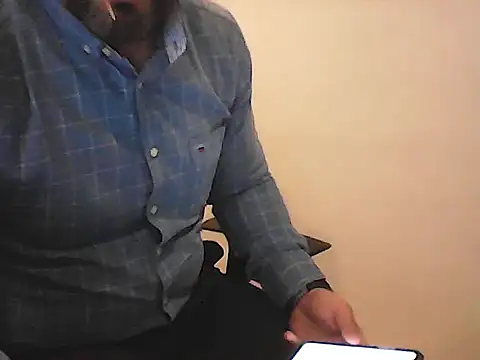 צ'אט XXX בשידור חי של Yorel1109-
