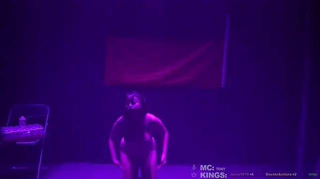 Rebel__Stage Chat XXX live