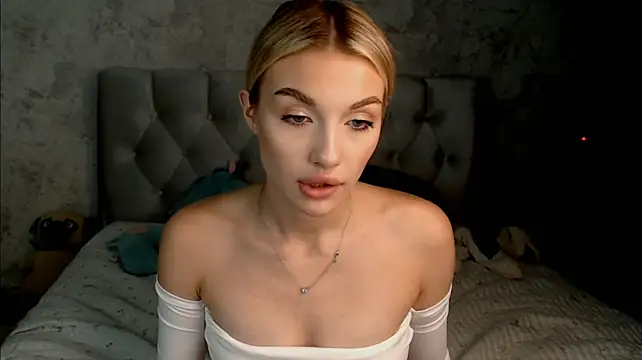 Ella_Milla – Live XXX-chat