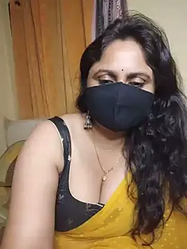 Sravvi499's Live XXX Chat
