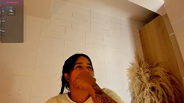 دردشة LexiAdamss الجنسية المباشرة