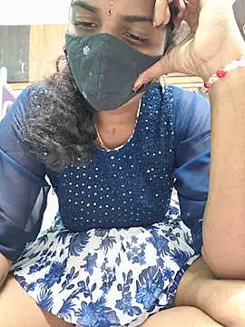 tamil_mynaa's Live XXX Chat